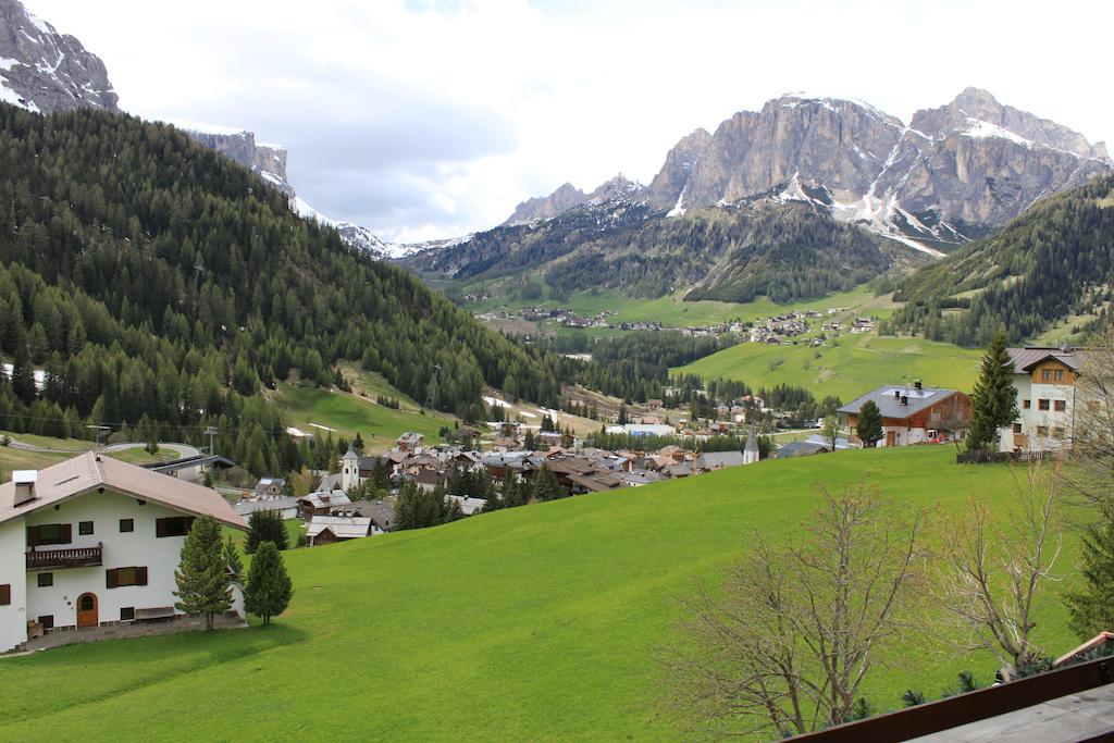 Albergo Alisander Corvara In Badia Esterno foto