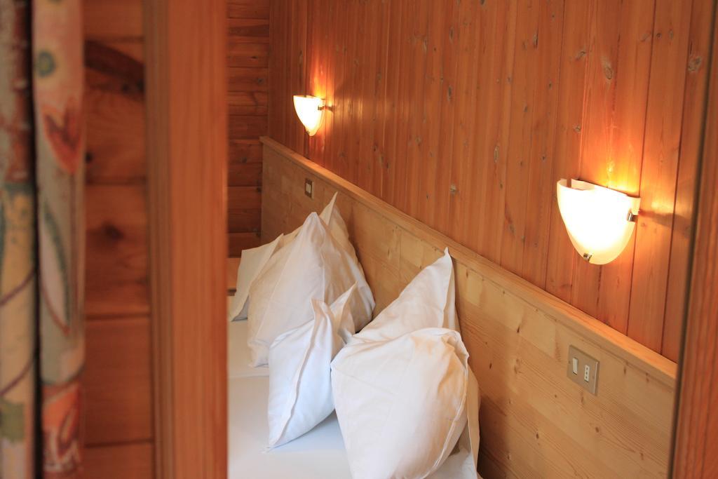 Albergo Alisander Corvara In Badia Esterno foto