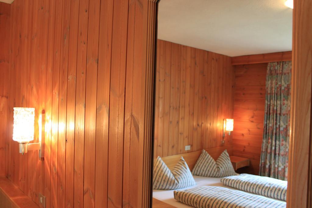 Albergo Alisander Corvara In Badia Esterno foto